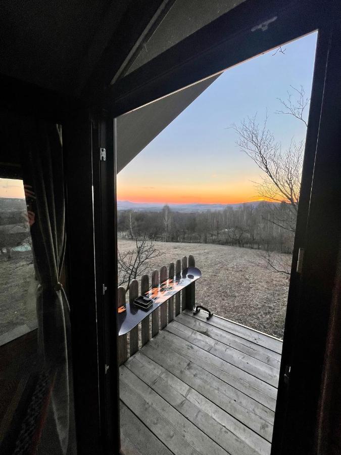 Langaland Glamping 호텔 Susenii Birgaului 외부 사진