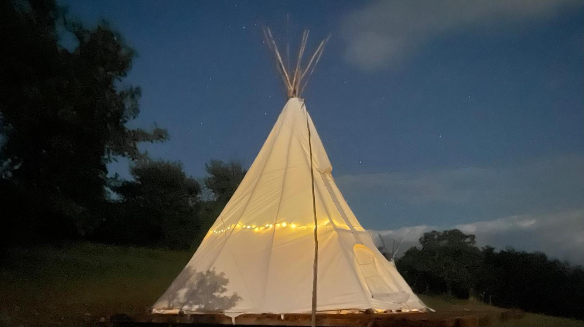 Langaland Glamping 호텔 Susenii Birgaului 외부 사진