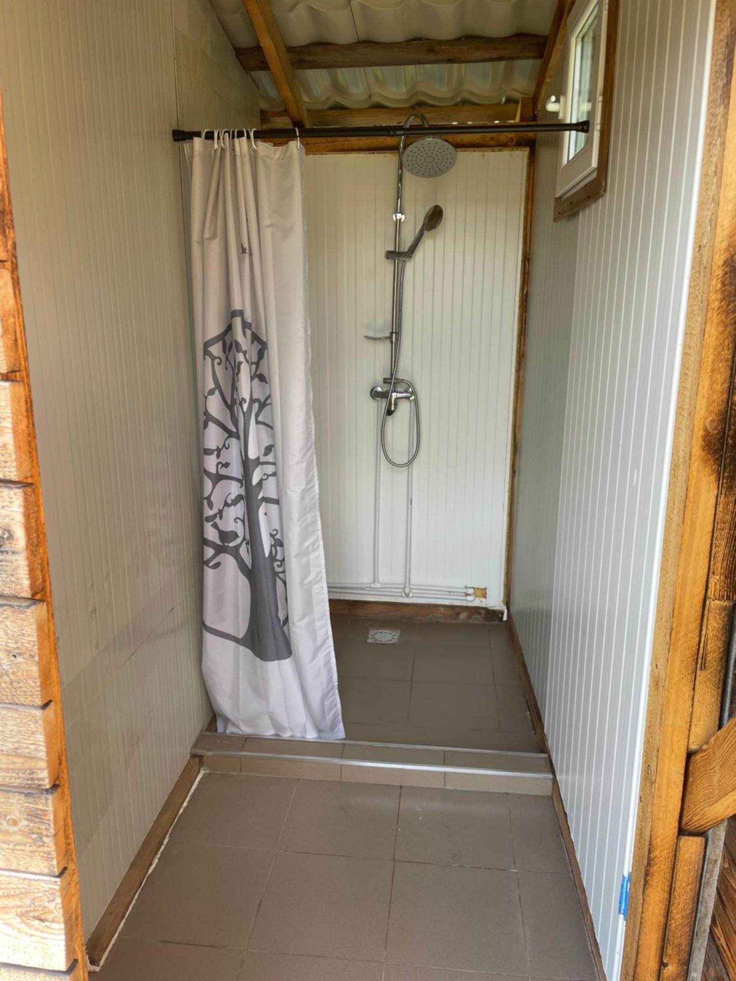 Langaland Glamping 호텔 Susenii Birgaului 외부 사진