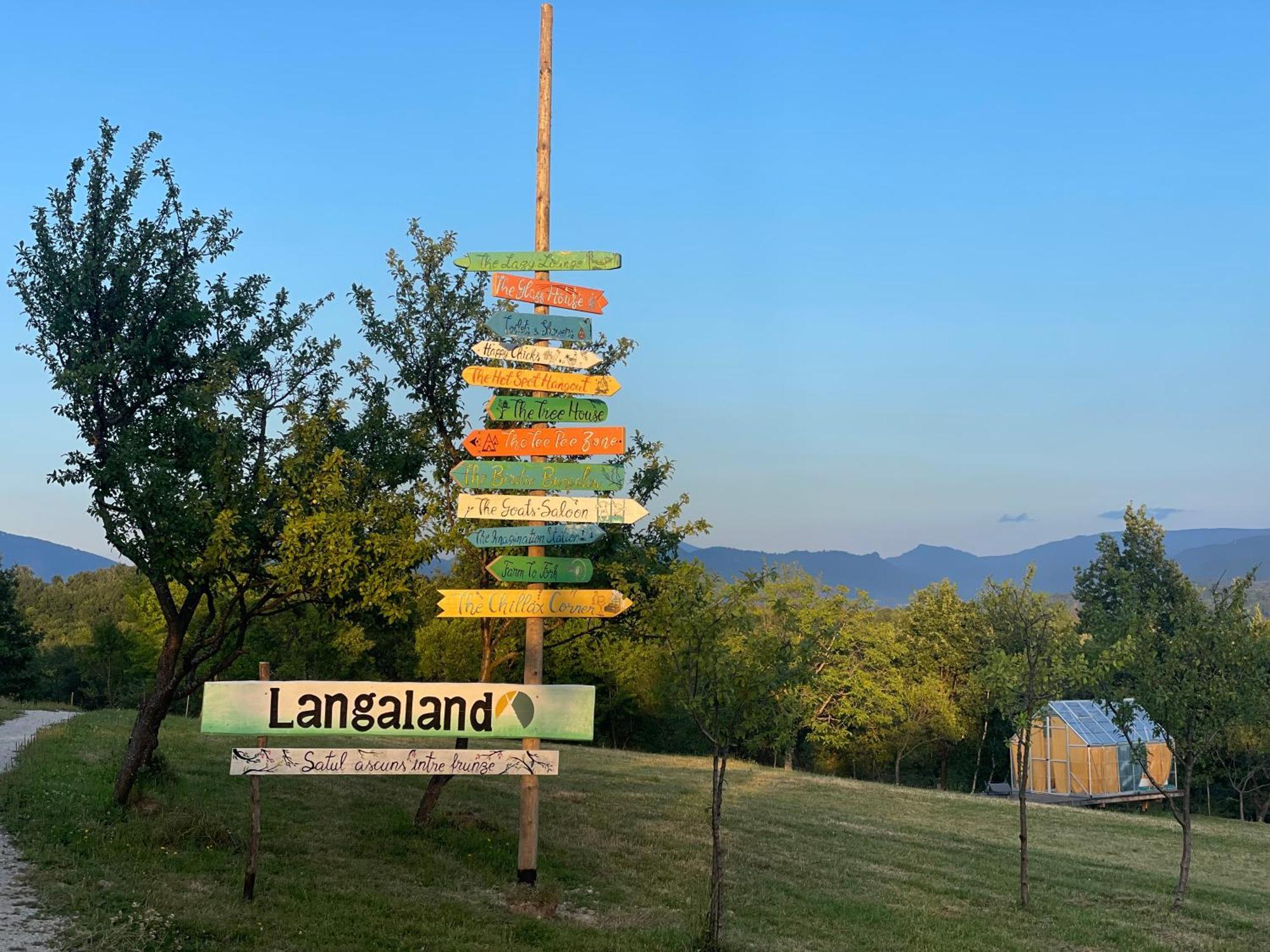 Langaland Glamping 호텔 Susenii Birgaului 외부 사진